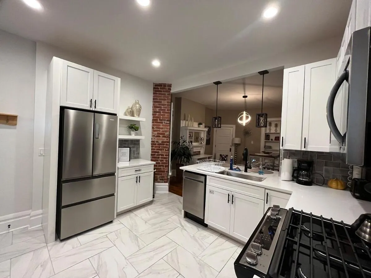 2 Bedroom Totally Renovated And Chic Columbus 0*,  United States